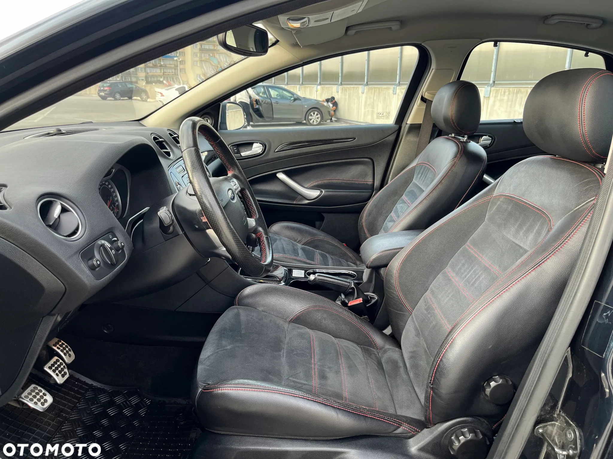 Ford Mondeo 2.5 Titanium S - 13