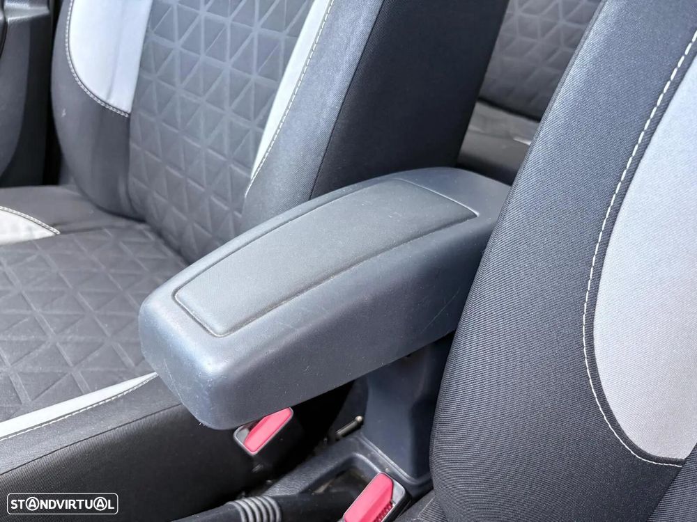 Dacia Sandero 1.5 dCi Stepway - 31