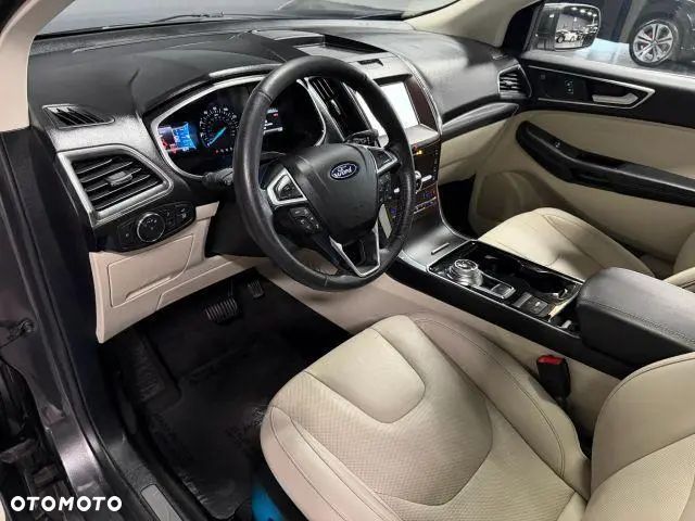 Ford Edge - 9