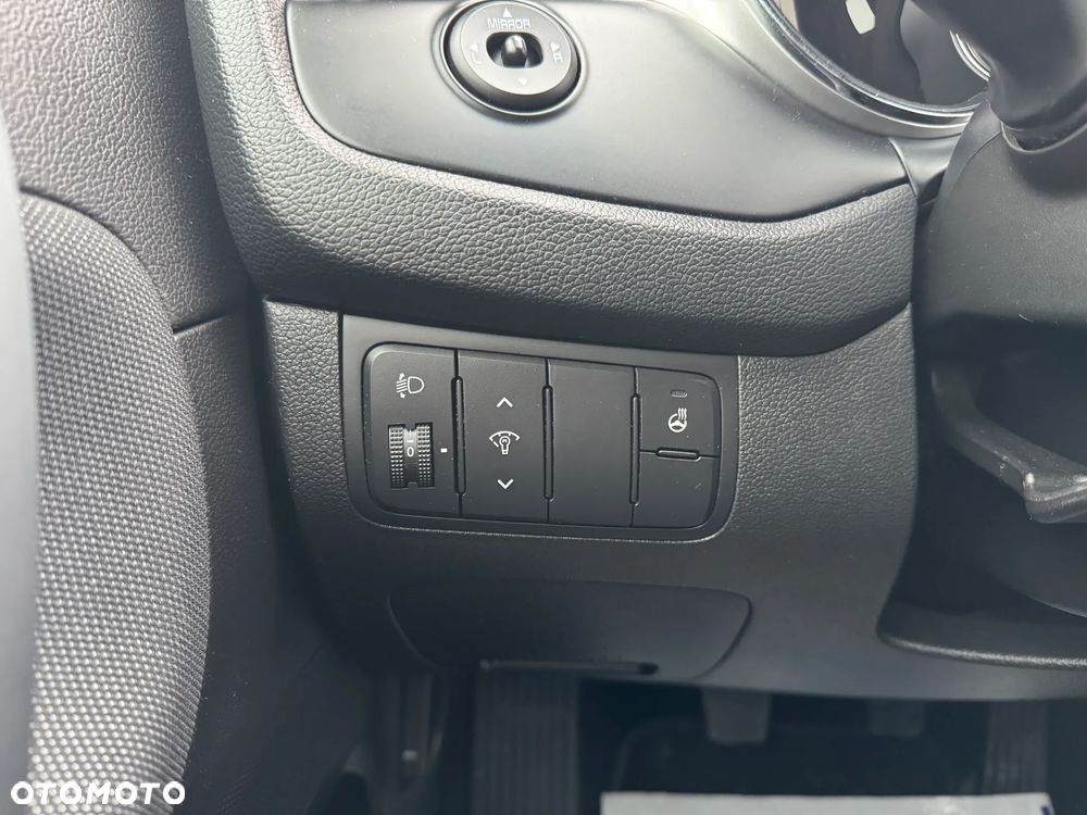 Kia Ceed 1.6 GDI Dream Team Edition - 20