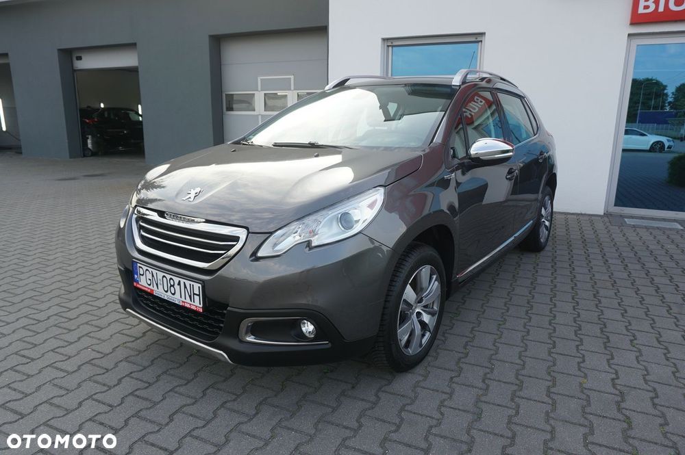 Peugeot 2008 1.6 BlueHDi Allure S&S - 2