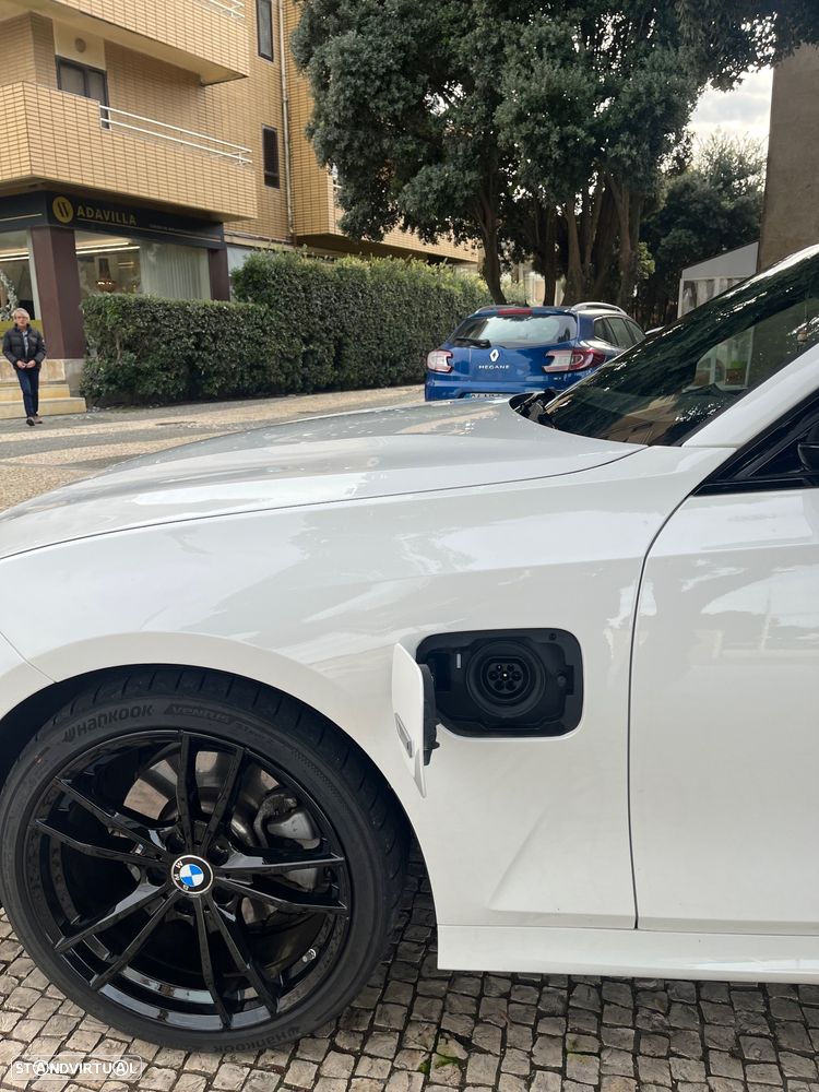 BMW 330 e Aut. M Sport - 8