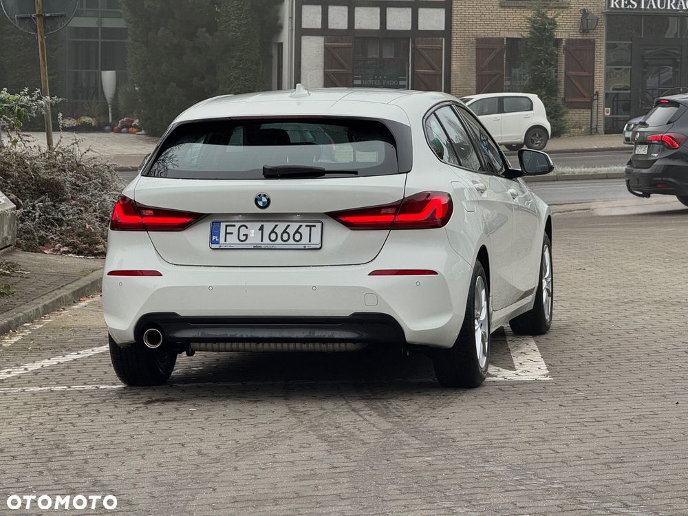 BMW Seria 1 116i Sport Line - 7