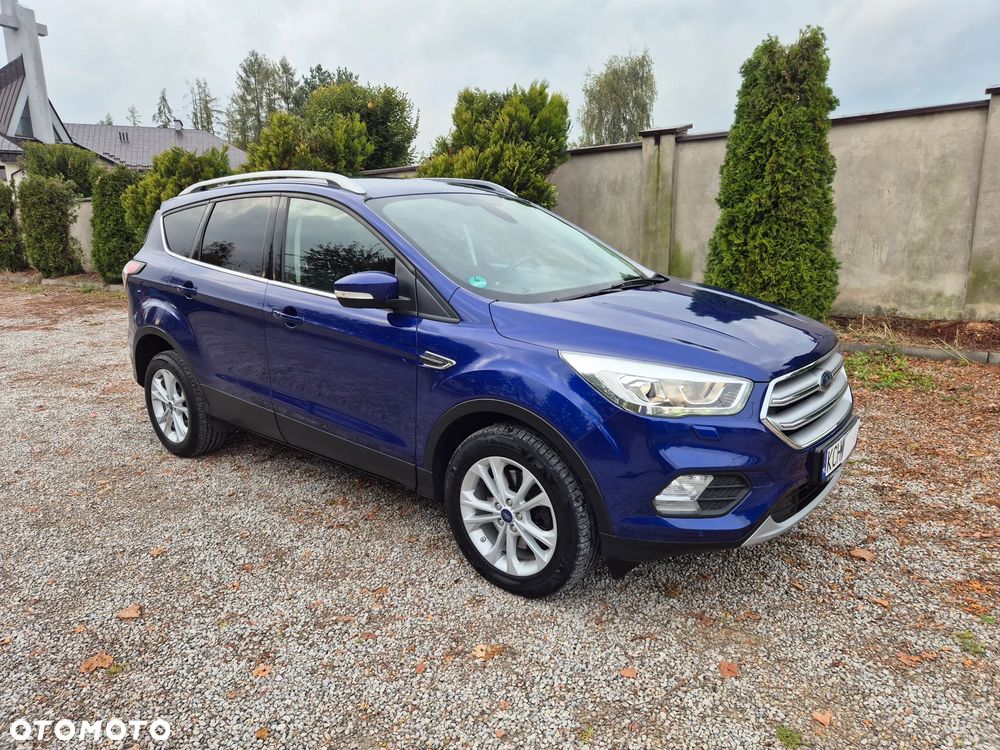 Ford Kuga 2.0 TDCi 2x4 Titanium - 39