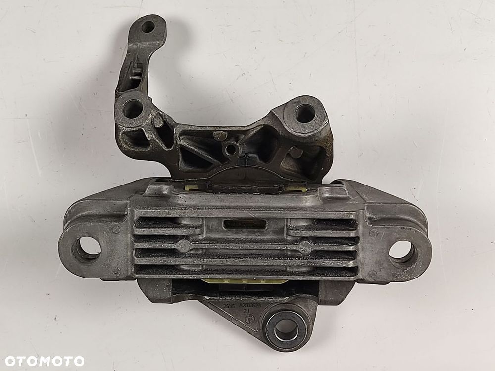 VOLVO XC40 2.0T T4 17-21r Poduszka Silnika Skrzyni - 8