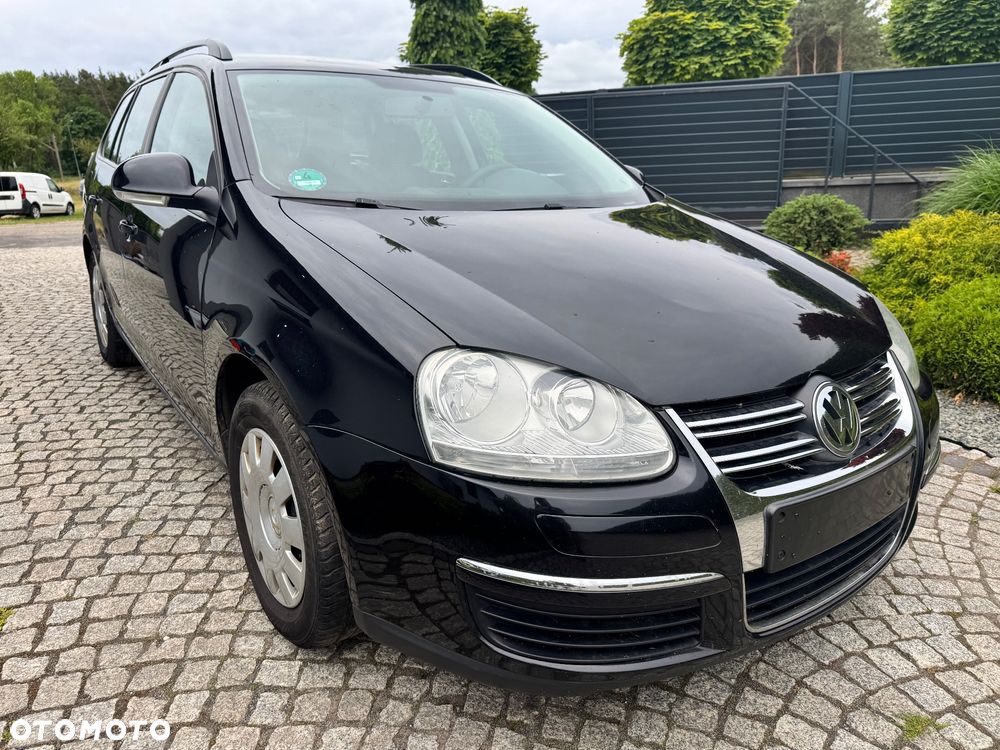 Volkswagen Golf - 10