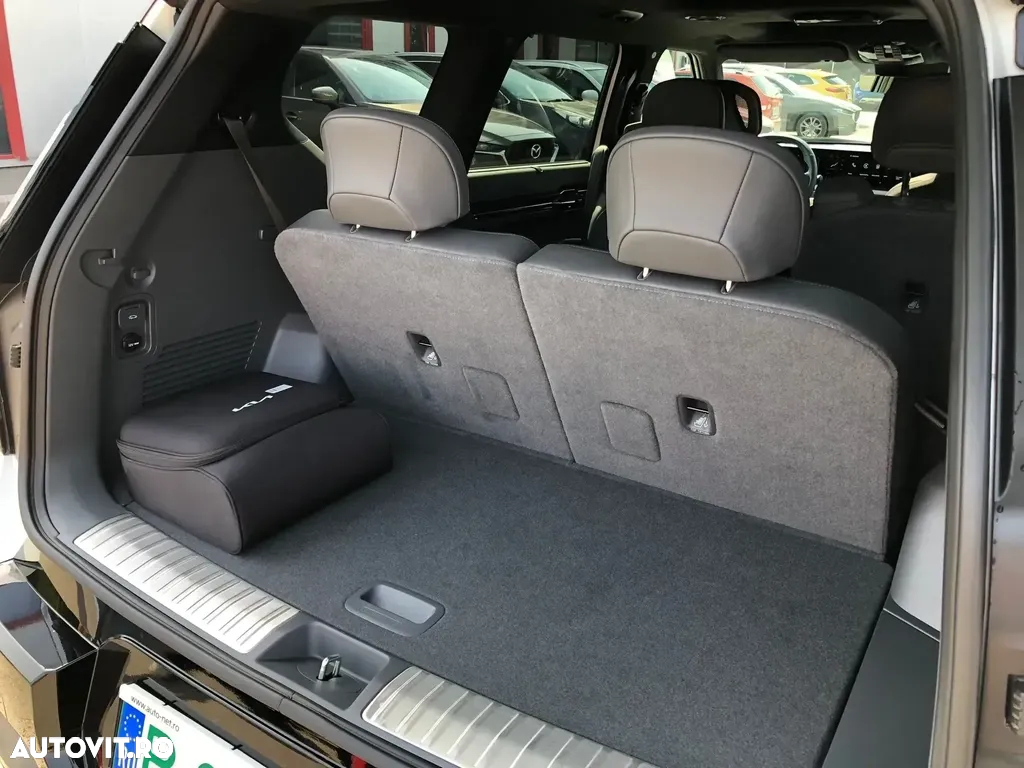 Kia EV9 - 10