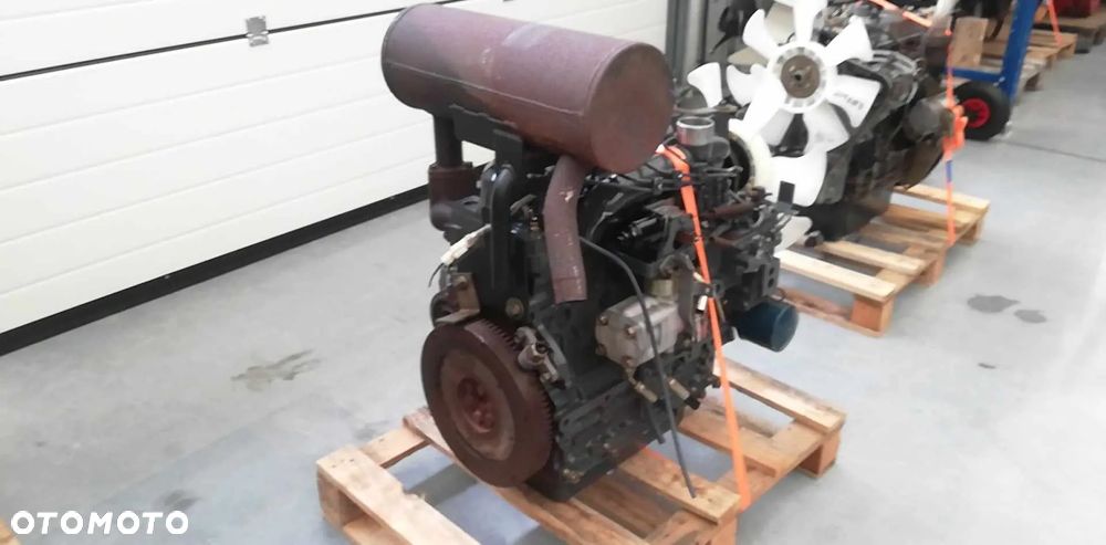 SILNIK KUBOTA V2203 - CL1305 35.9 kW 14552 netto - 6