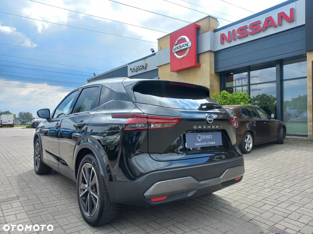 Nissan Qashqai 1.3 DIG-T MHEV 4x4 Tekna Xtronic - 2
