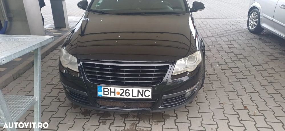 Volkswagen Passat Variant 2.0 Blue TDI DSG SCR Trendline - 4