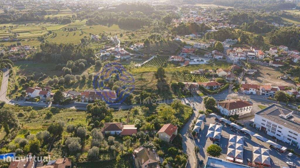 Terreno com escala para um projeto à altura de Ponte de Lima - Grande imagem: 3/19