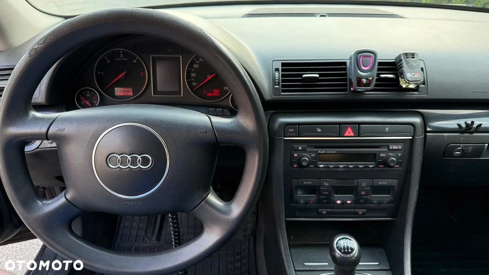 Audi A4 Limousine ver-avant-1-9-tdi - 27