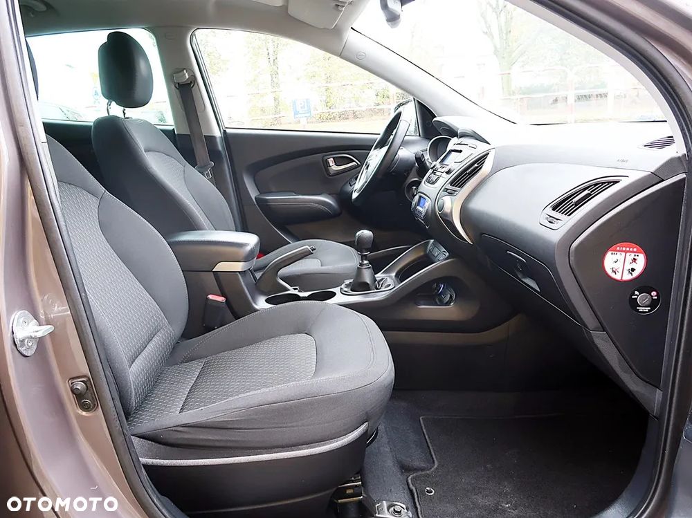 Hyundai ix35 1.6 2WD blue Style - 11