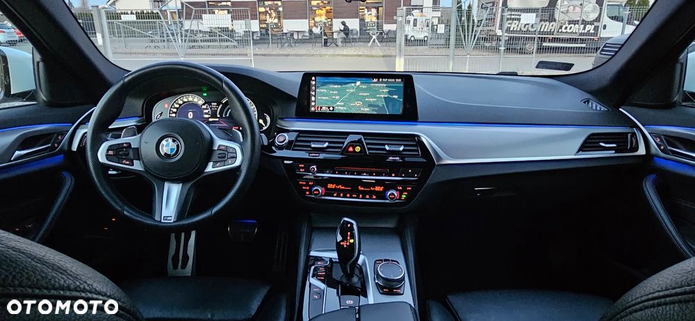 BMW Seria 5 530e iPerformance M Sport sport - 22