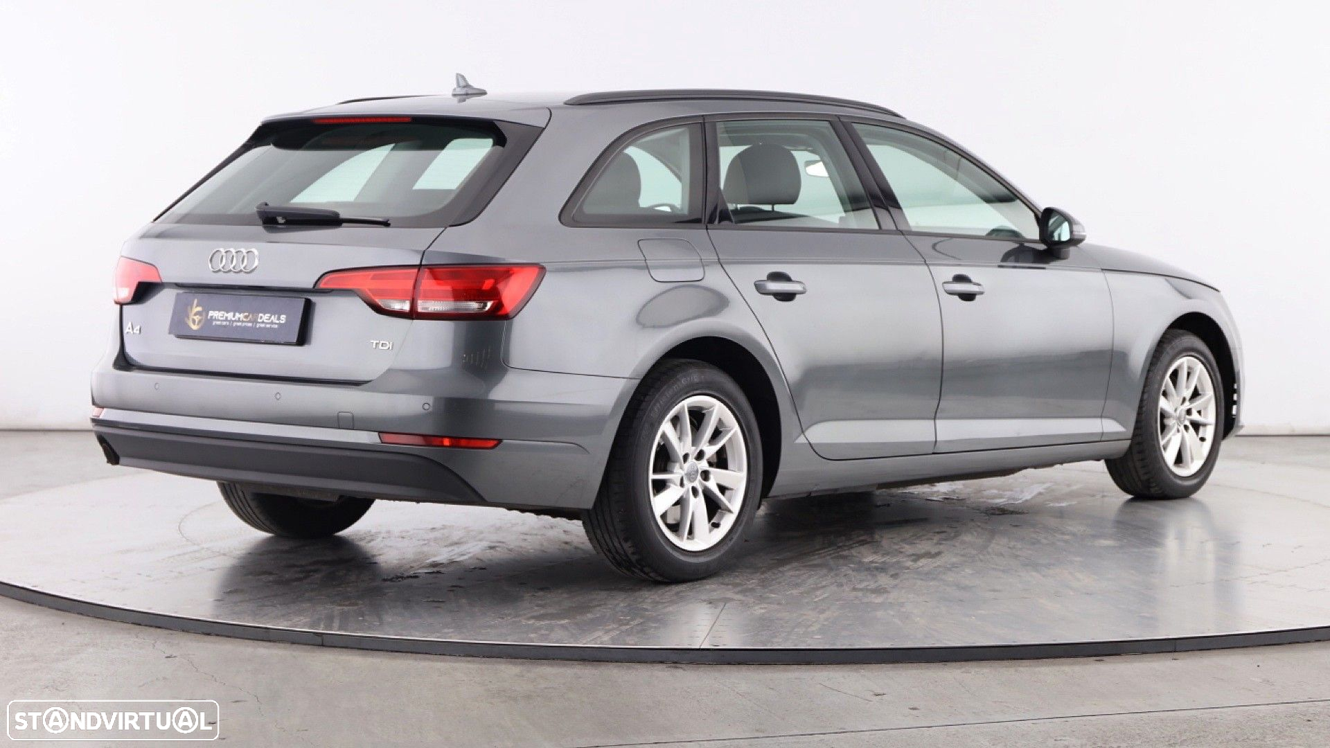 Audi A4 Avant 2.0 TDI Advance - 8