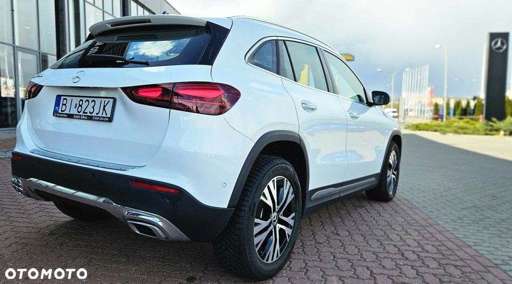 Mercedes-Benz GLA - 6