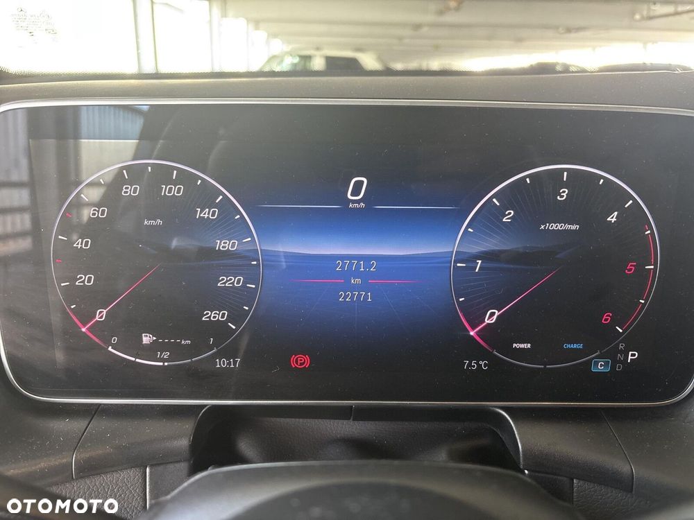 Mercedes-Benz GLC - 13