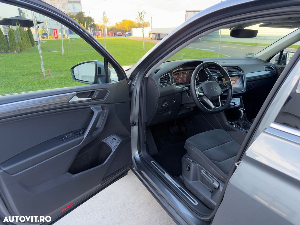 Volkswagen Tiguan - 25