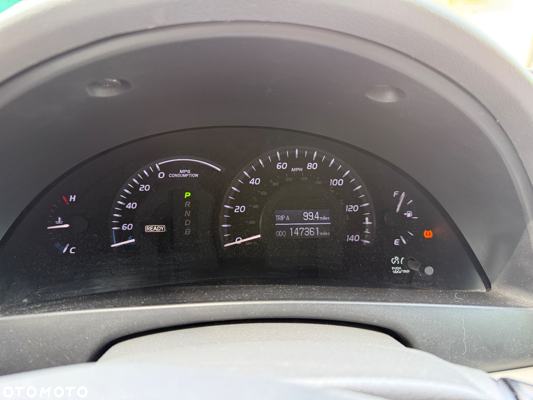 Toyota Camry 2.4 Hybrid - 10
