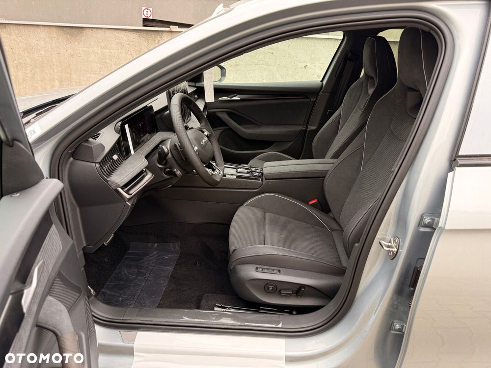 Skoda Superb 2.0 TDI SCR 4x4 Sportline DSG - 11