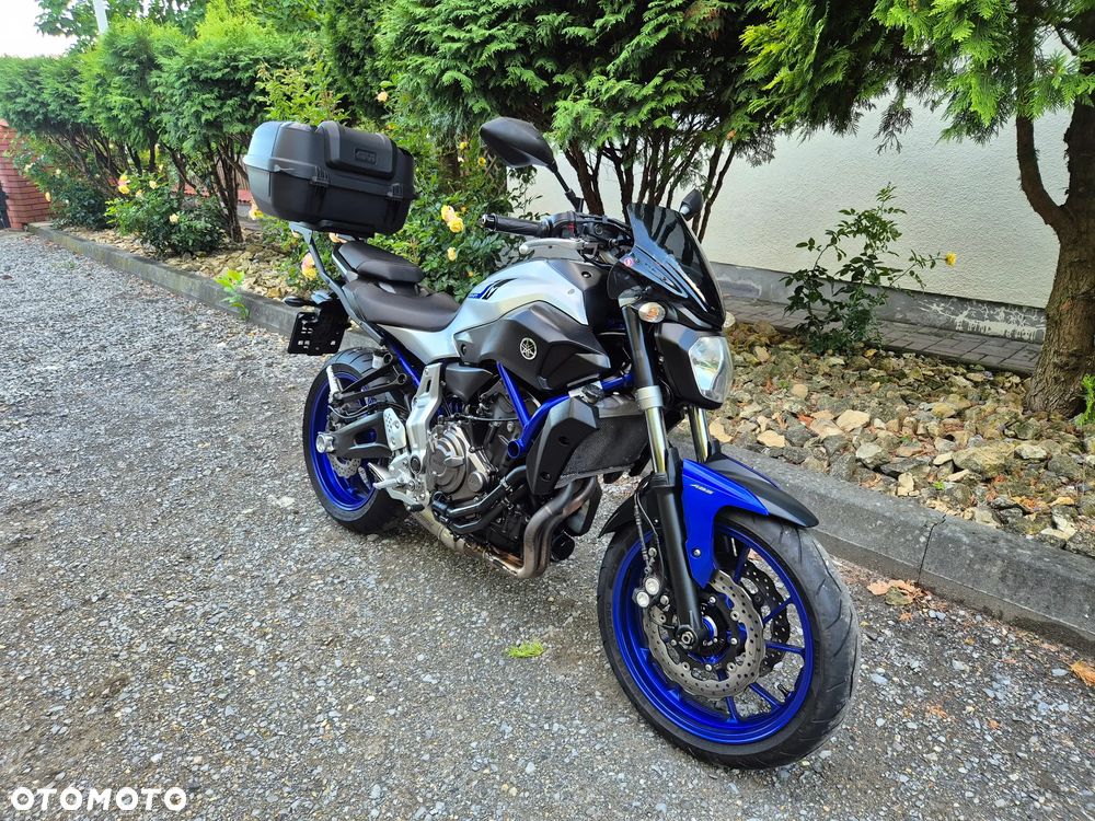 Yamaha MT - 5