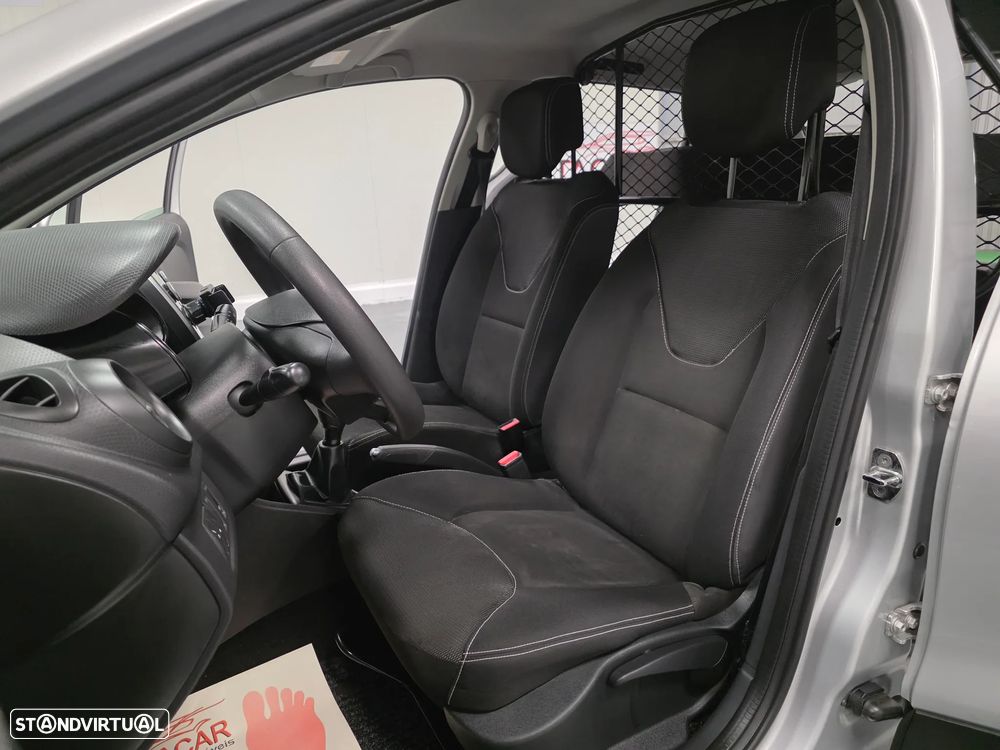 Renault CLIO SOCIETE 1.5 DCI ZEN  IVA DEDUTIVEL - 32
