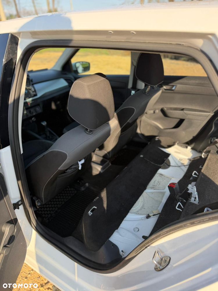 Škoda Fabia - 10