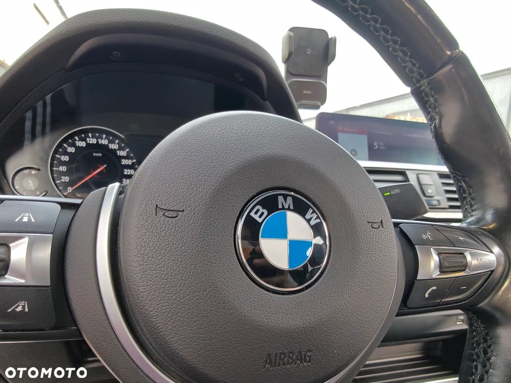BMW 3GT 320d M Sport - 17