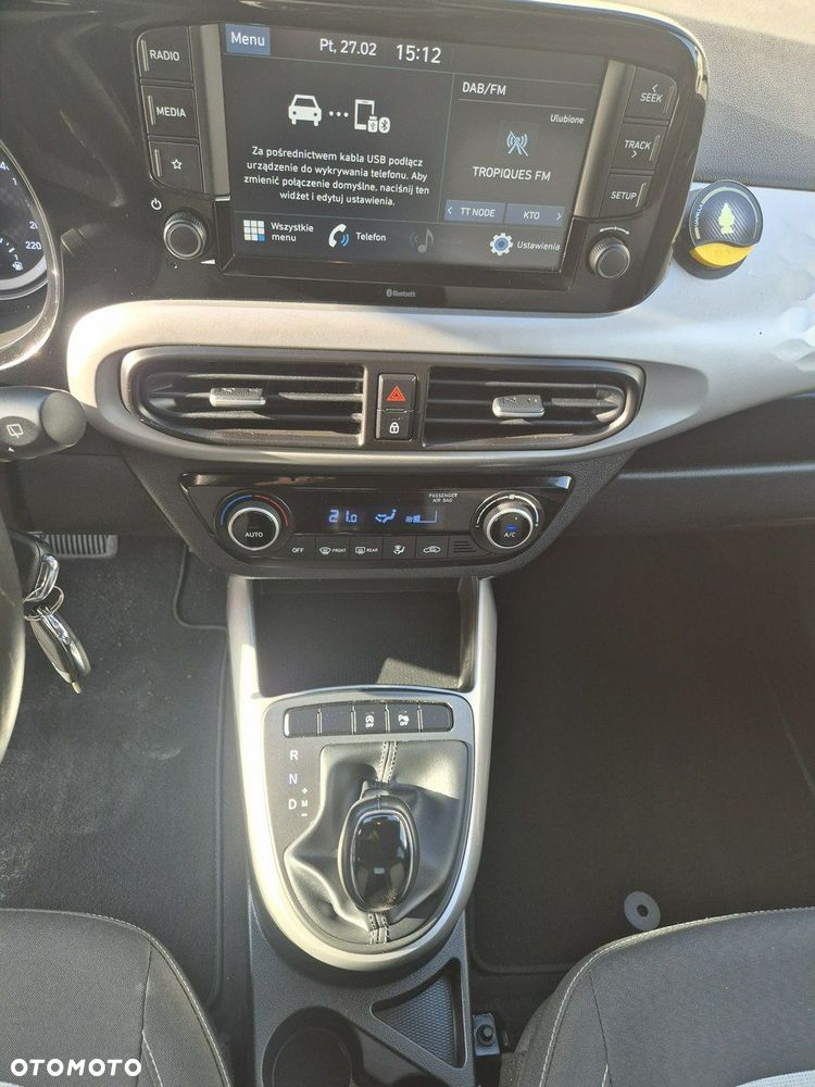 Hyundai i10 - 12