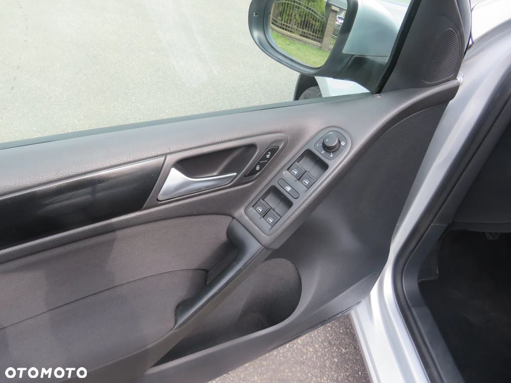 Volkswagen Golf 1.6 TDI 4Motion BlueMotion Technology Comfortline - 8