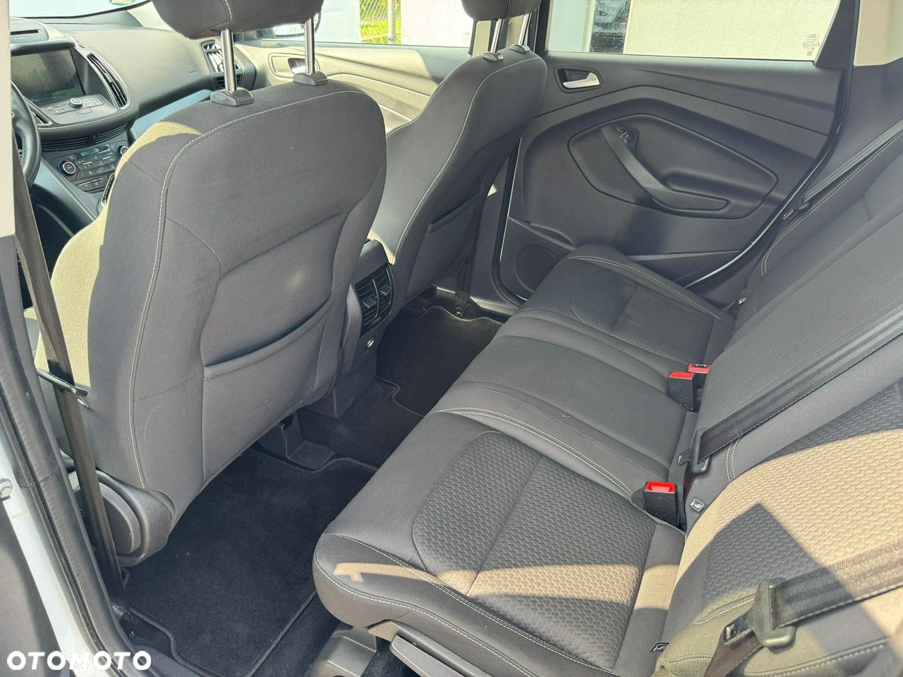 Ford Kuga - 30