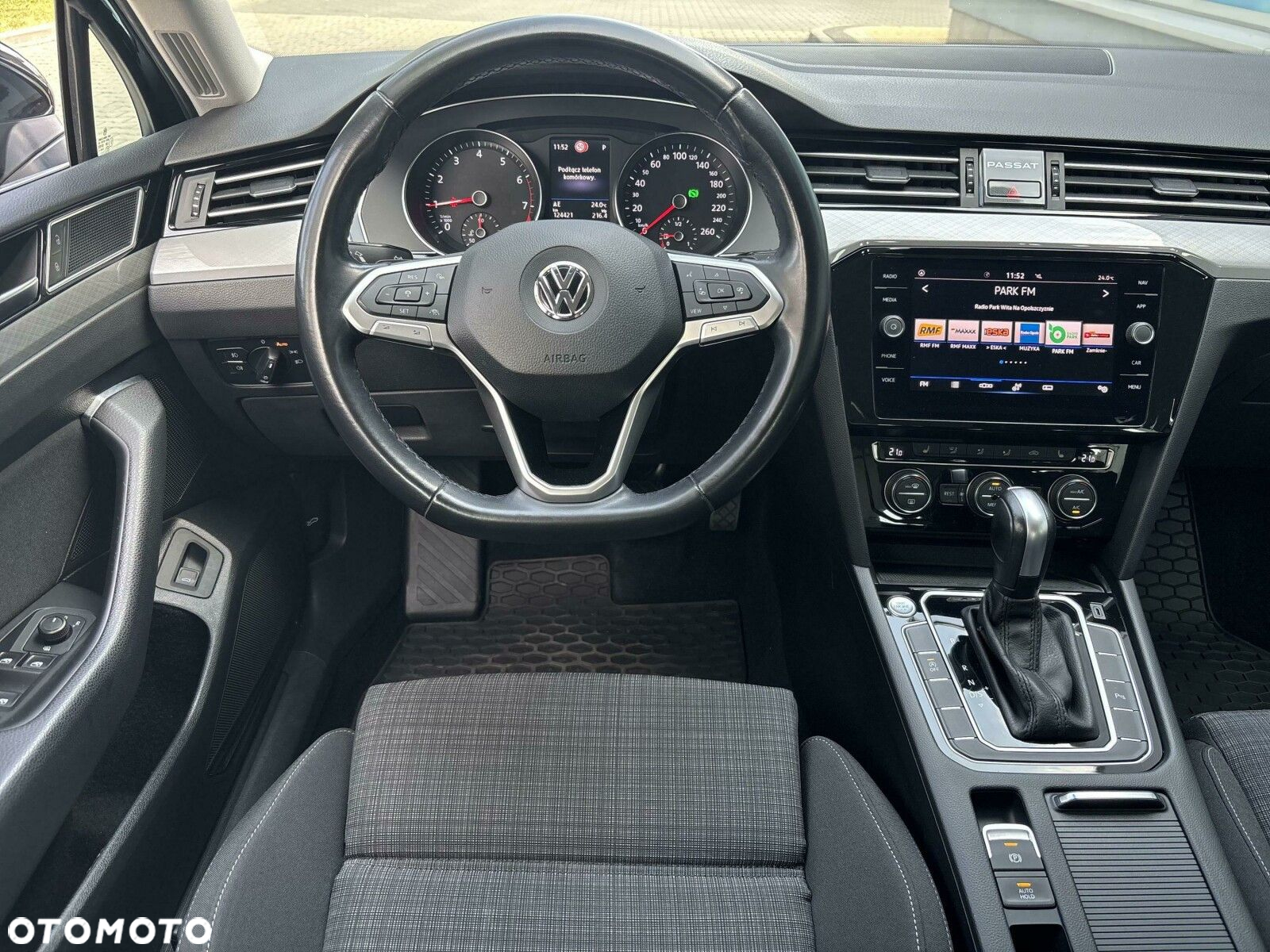 Volkswagen Passat - 15