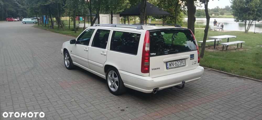 Volvo V70 2.4 - 28