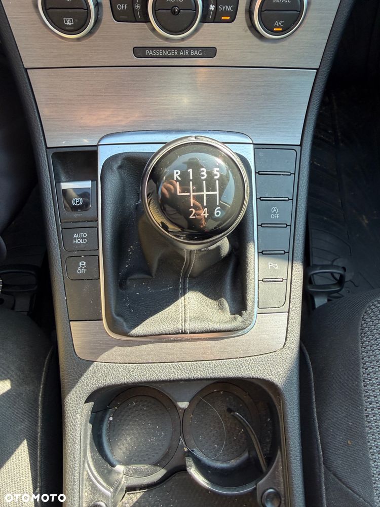Volkswagen Passat 2.0 TDI BlueMotion Technology Highline - 23