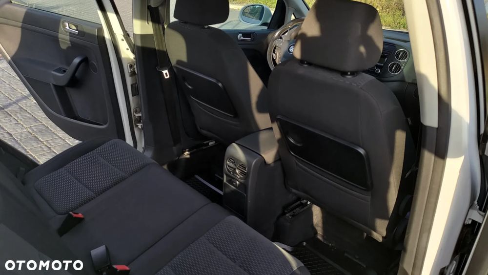Volkswagen Golf Plus - 21