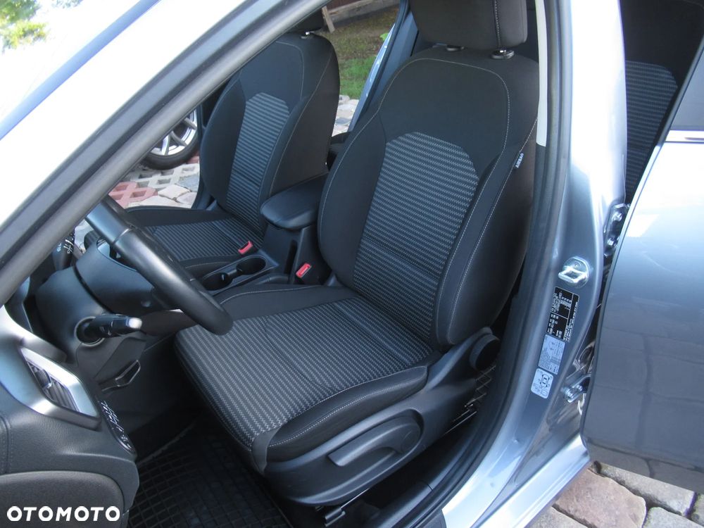 Kia Ceed 1.5 T-GDI M - 6