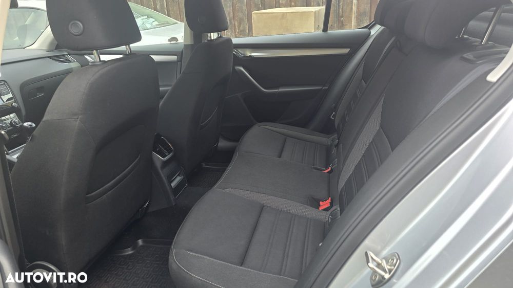 Skoda Octavia 1.0 TSI Style - 8