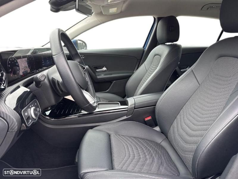 Mercedes-Benz A 200 Standard - 12