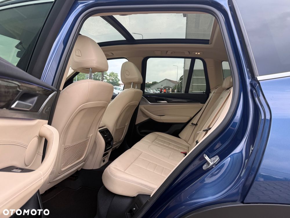 BMW X3 xDrive20d Luxury Line sport - 22