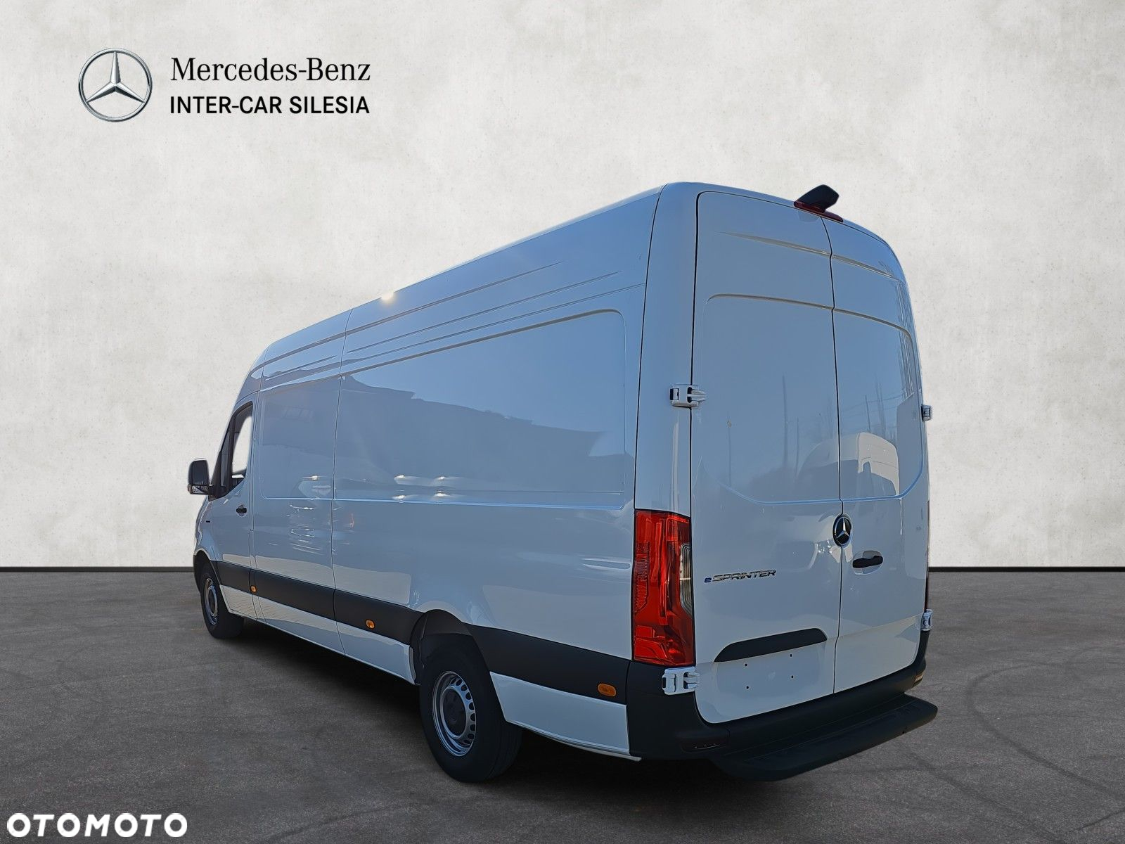 Mercedes-Benz Sprinter 320 e - 7