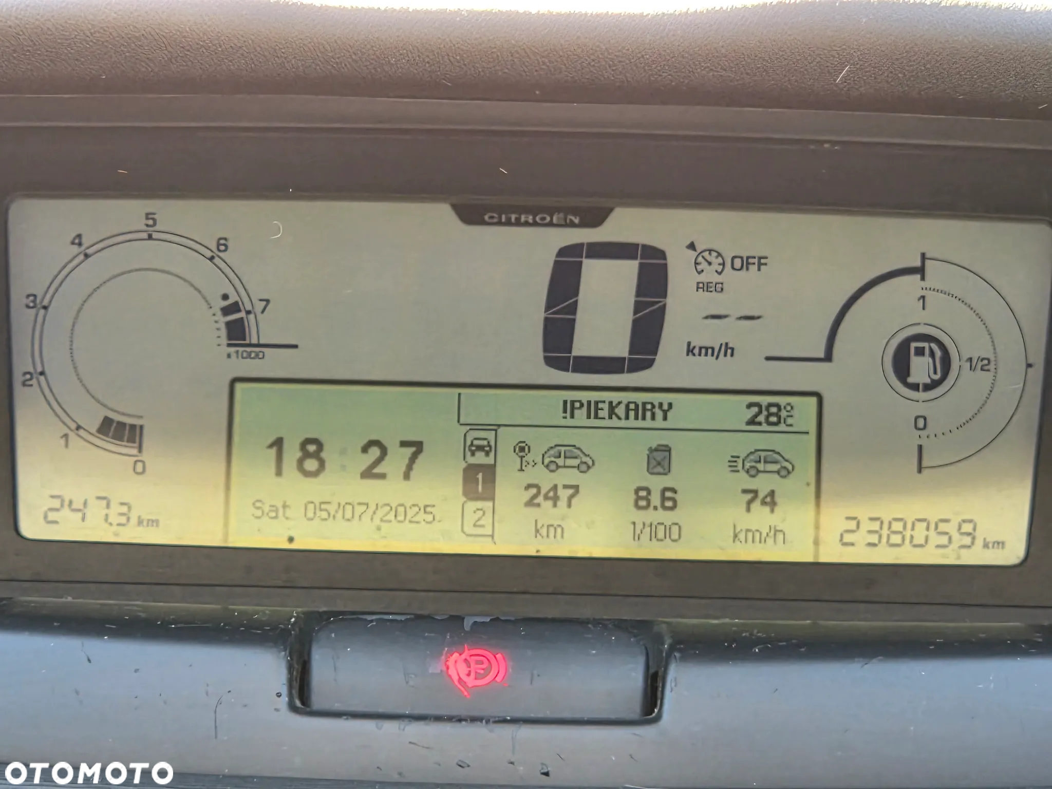 Citroën C4 Picasso 1.8i Impress - 9