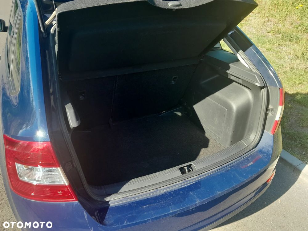 Skoda RAPID 1.2 TSI Active - 7