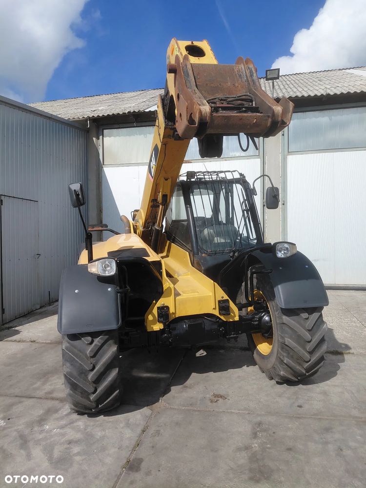 Caterpillar TH220B - 2