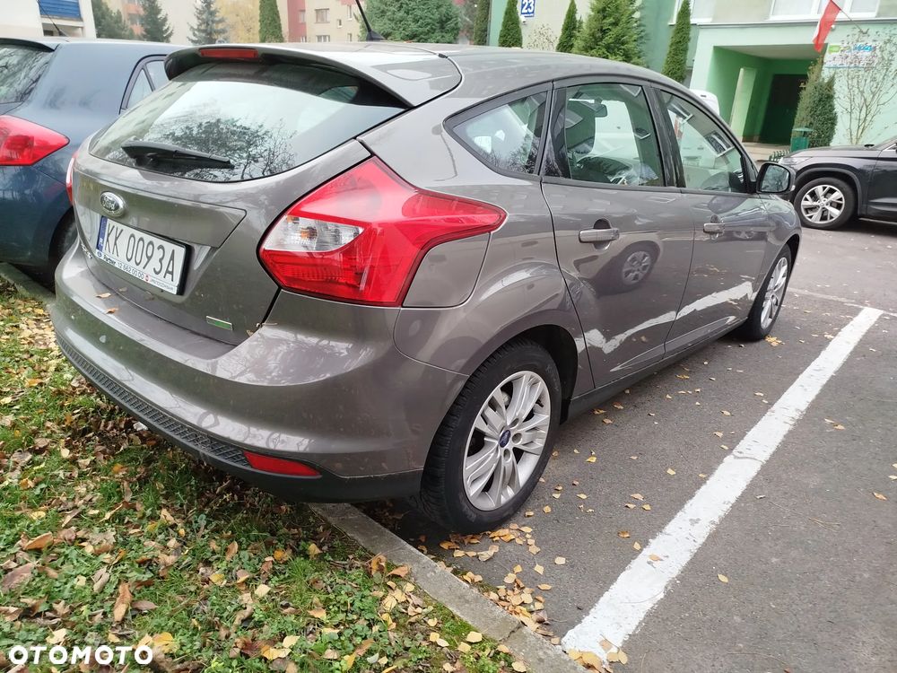 Ford Focus - 12