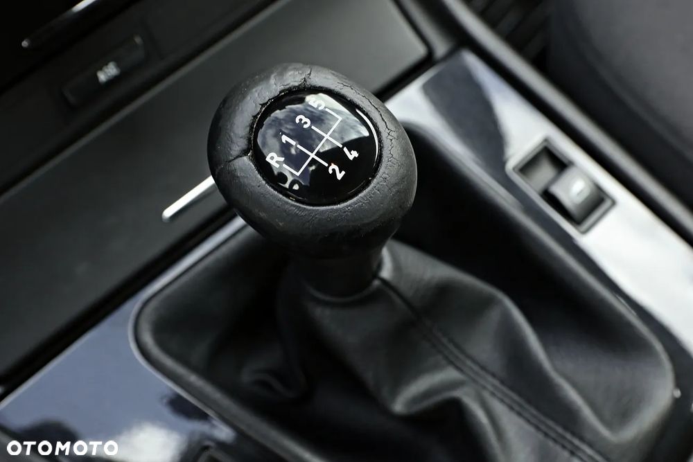 BMW Seria 3 - 30