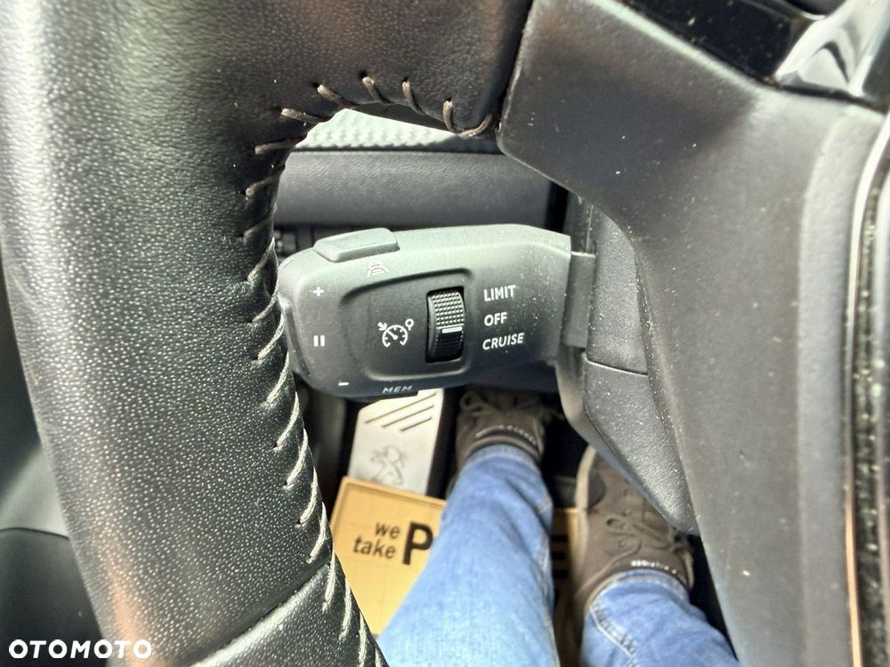 Peugeot 2008 Benzin 100 Business - 26