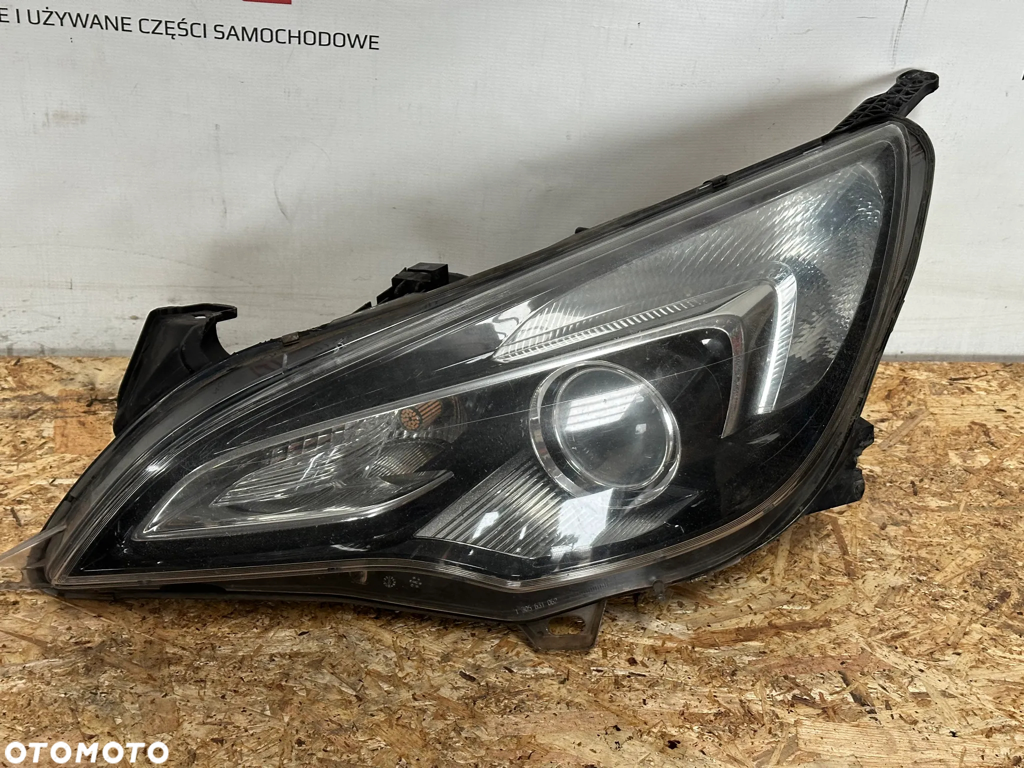 REFLEKTOR LEWY PRAWY SOCZEWKA OPEL ASTRA IV GTC - 4