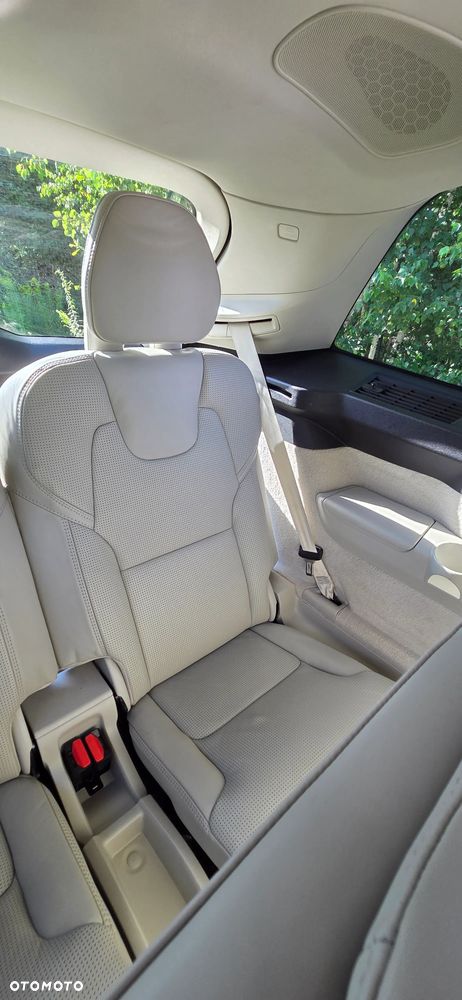 Volvo XC 90 D5 AWD Inscription 7os - 33