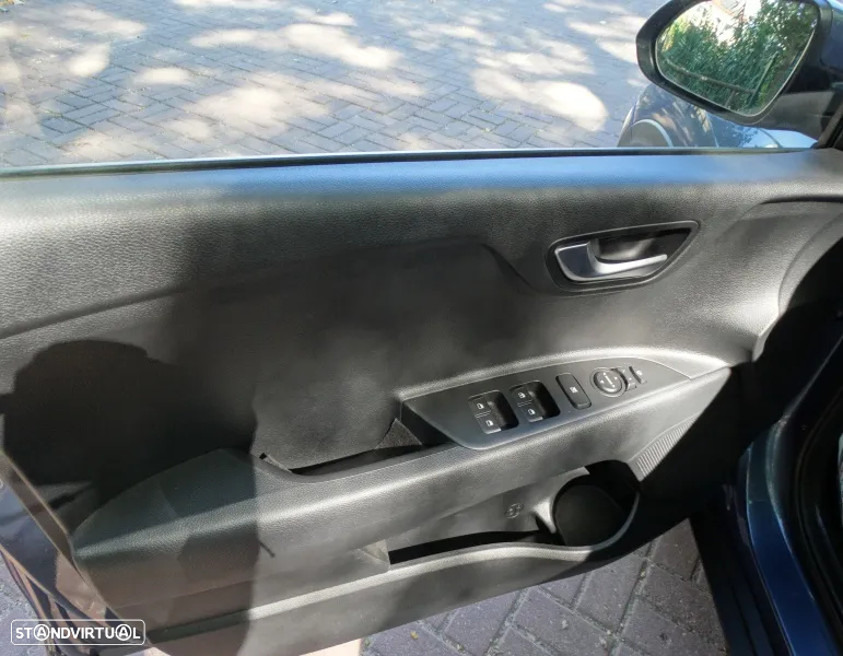 Kia Stonic 1.0 T-GDI Drive - 11