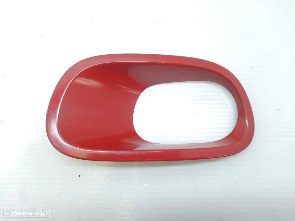 GRELHA FRONTAL DO PARA-CHOQUES CITROEN C3 - 1